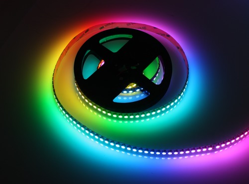 Programmierbares LED Lauflicht mit verschiedenen Farben in  Baden-Württemberg - Vogt